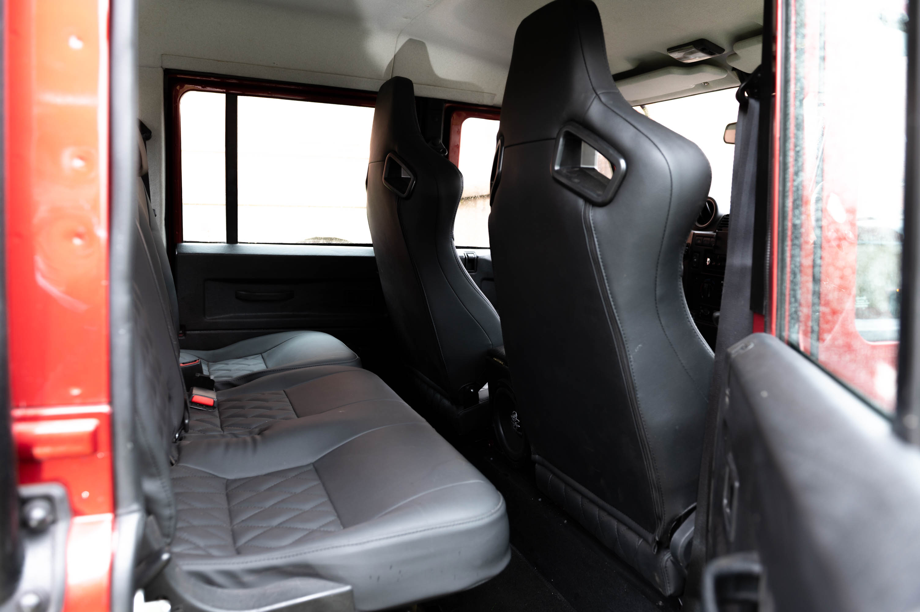 Defender 130 Spectre — Rear Seats